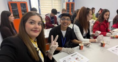 Silivri’de Erasmus+ Öğrencileri Sabun ve Mum Üretti